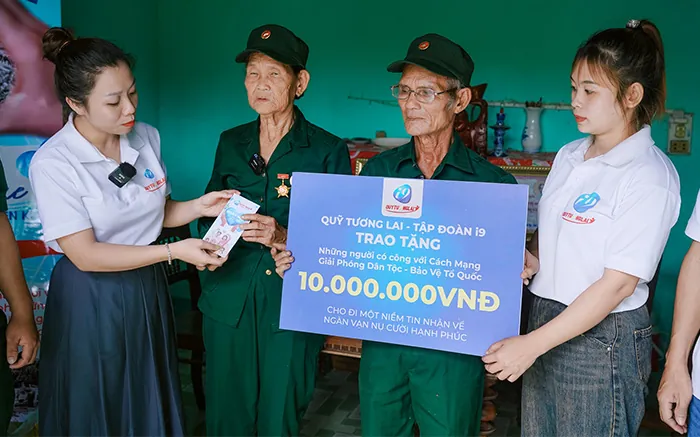 Hình ảnh minh họa gửi tin nhắn hỗ trợ, liên hệ đá gà casino trực tiếp